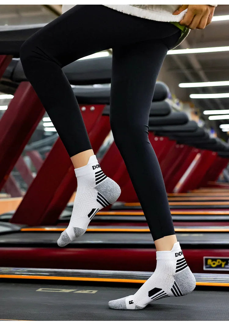 3 Pairs Marathon Socks Men Women Professional Sport Ankle Running Socks Thickened Cushioned Tube Low Cut Fitness Short Sock Mesh by Reinvent Yourself