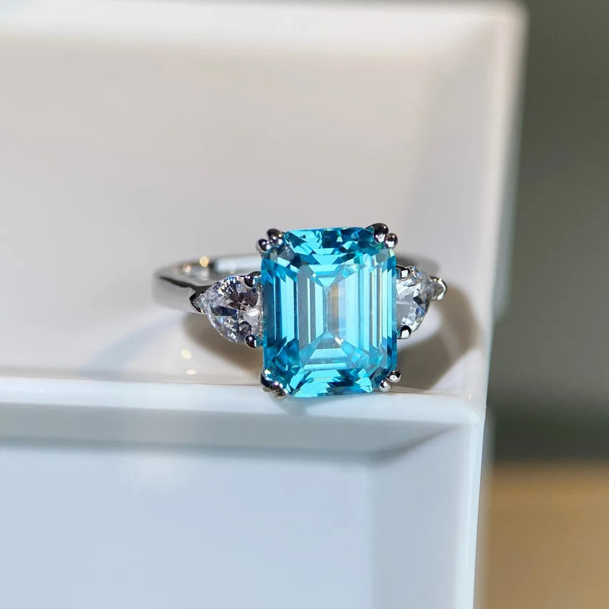 S925 Sterling Silver 4-Carat Sugar Cube Pagoda Ring Women's Premium Ladies Luxury Exquisite Gift Jewelry by Reinvent Yourself
