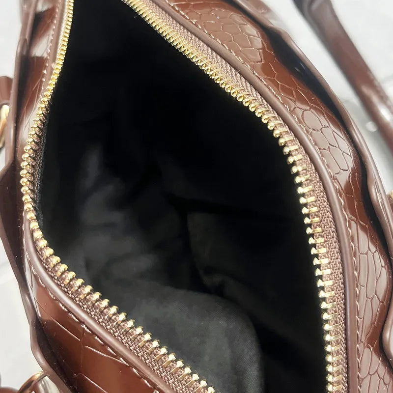 2025 Luxury Designer Unique and Creative 3D Crocodile-shaped Women's Handbags Lady Funny Handmade Tote Bag Trendy Crossbody Bag by Reinvent Yourself